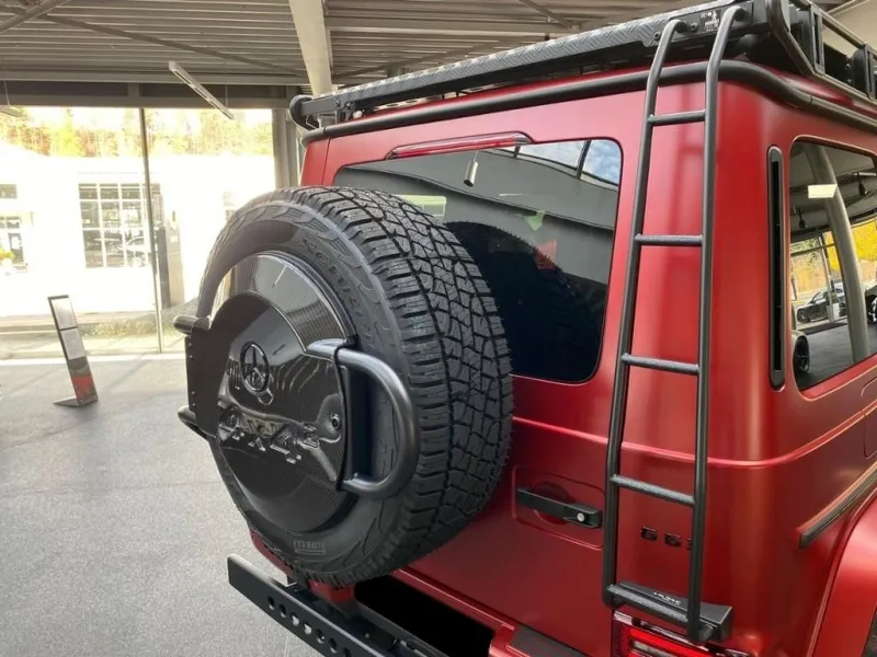 Mercedes-Benz G 63 AMG 4x4 2 =AMG Carbon Exterior & Interior Image 4